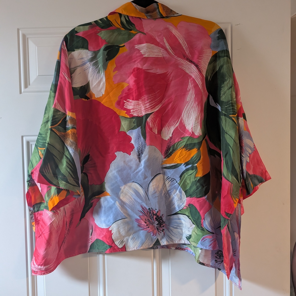 ✨ 5 For $50 Vintage Silk Vibrant Floral Oversized Button Up Size S - Picture 5 of 6